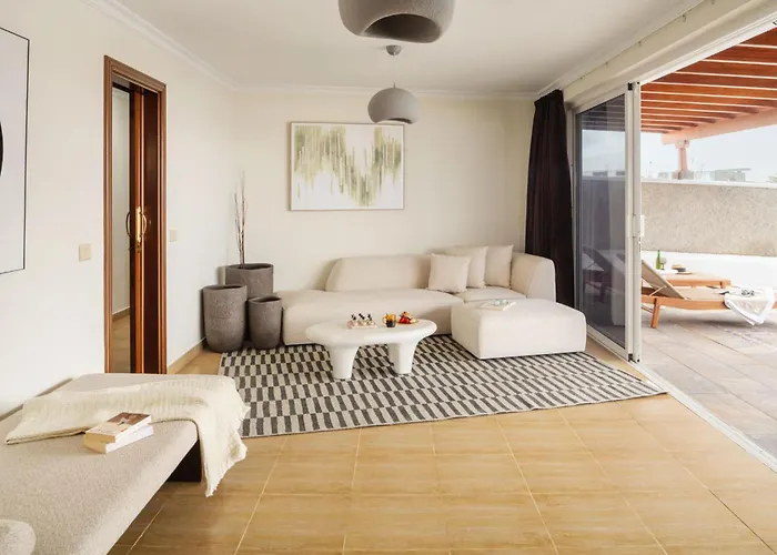 Canaryislandshost I Esencia * Famara